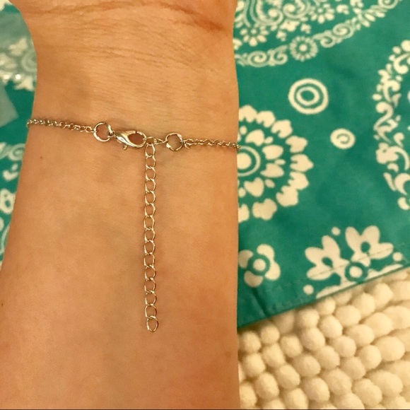 NEW!💙💎💗Bracelet Bundle Of 4! LOVE!💗💎💙ALL 4! - Picture 3 of 8